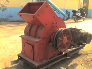 250-350破碎機(jī) 新鄉(xiāng)宏源振動(dòng)機(jī)械好！