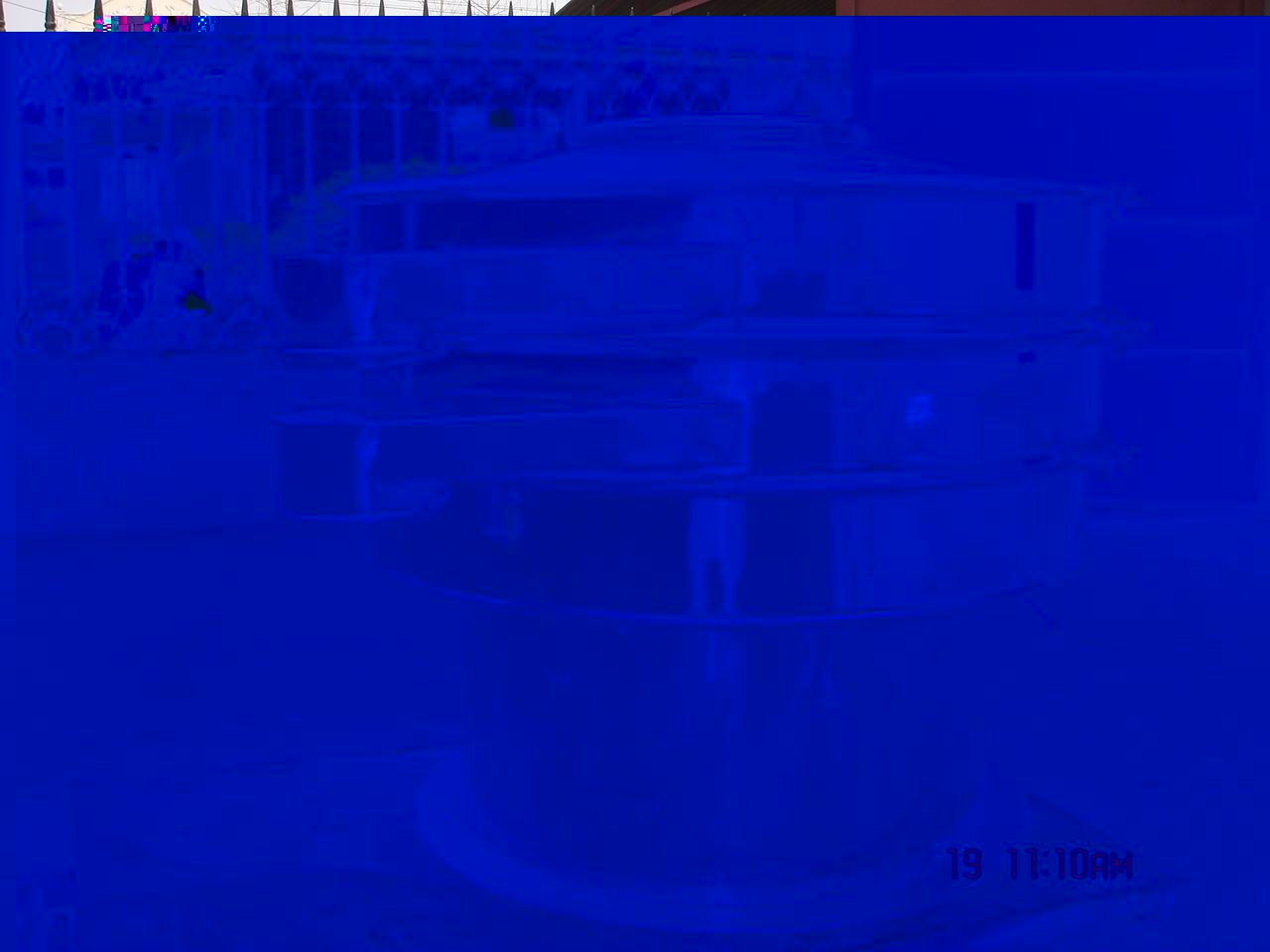 供應(yīng)優(yōu)質(zhì)振動篩