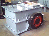 環(huán)錘破碎機，環(huán)錘破，錘式打煤機，碎石機，環(huán)錘式破碎機