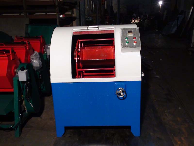 高速離心機,行星式離心機，高速離心機，高速離心拋光機，高速離心研磨機，行星式離心機，行星式離心拋光機，行星式離心研磨機，離心機，滾拋機，行星式高速離心機，光飾機，離心