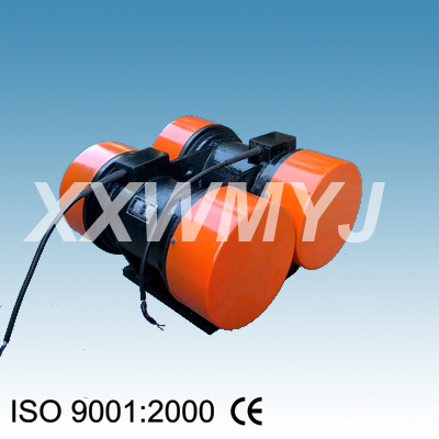 供應新鄉(xiāng)威猛制造振動篩用WHQZ座式激振器