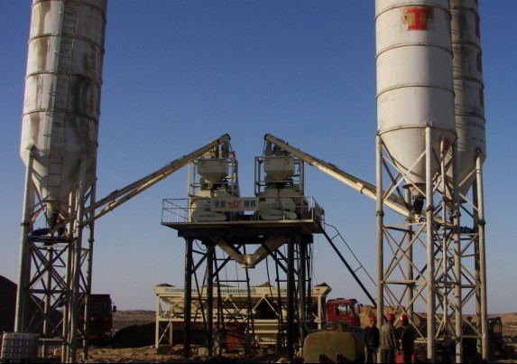 安徽混凝土配料機(jī)量大從優(yōu),亳州混凝土攪拌罐更具市場(chǎng)價(jià)值