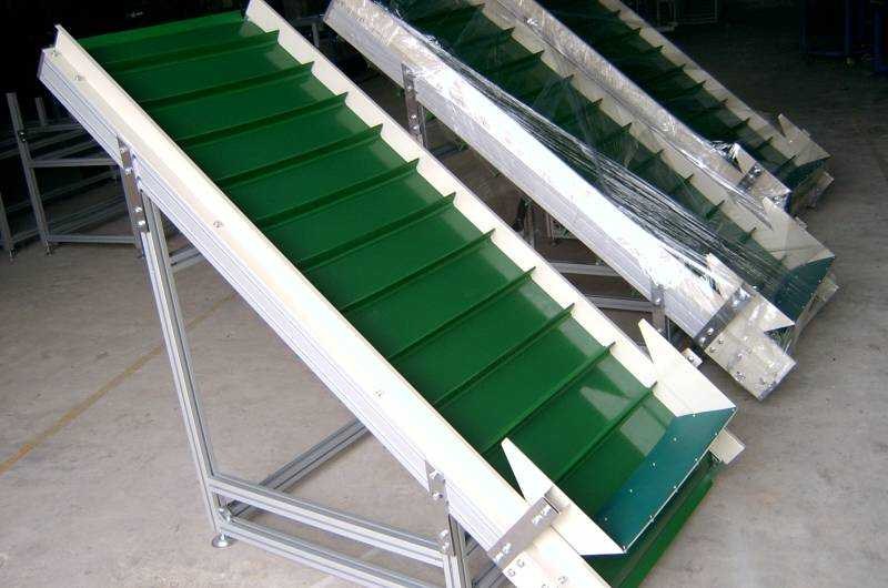 廣州爬坡輸送機