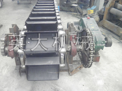 DS連續(xù)斗式輸送機