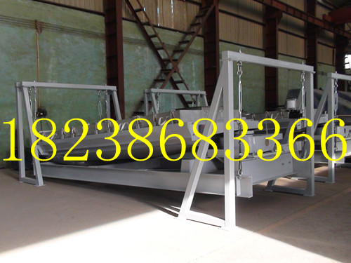 平面回轉(zhuǎn)尿素篩