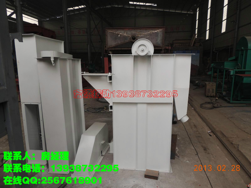 建筑垂直提升機(jī)、提升石灰石、沙子、水泥的提料機(jī)、斗提機(jī)