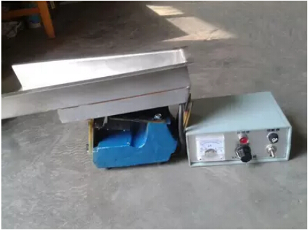 小型給料機(jī)、實(shí)驗(yàn)室推薦給料機(jī)、304不銹鋼材質(zhì)