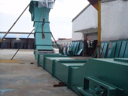 河北唐山建材爬坡埋刮板輸送機(jī)質(zhì)量高于承諾爬坡埋刮板輸送機(jī)專業(yè)豐泉