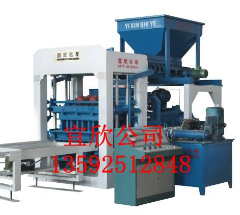 湖北30年老廠家宜欣透水磚生產(chǎn)設(shè)備 工字磚機(jī)械 彩磚機(jī)全套設(shè)備