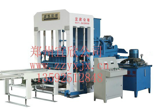 河北廠家大量供應(yīng)空心水泥磚機(jī) 水泥六角護(hù)坡磚機(jī) 工字護(hù)坡磚機(jī)設(shè)備