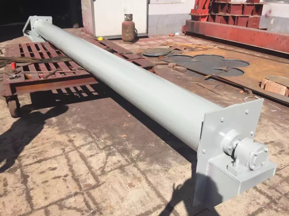 輸送機(jī)廠家供應(yīng)單軸螺旋輸送就價(jià)格低