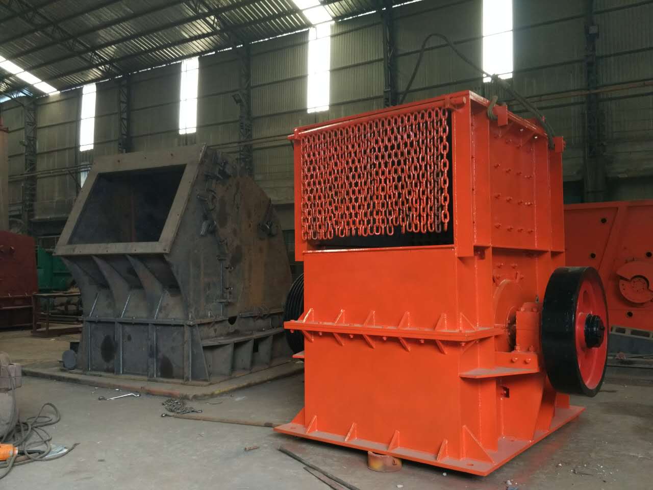 山東錘式破碎機廠家價格