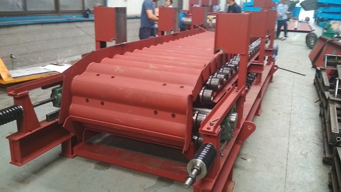 供應(yīng)GBL1000×5000板式喂料機