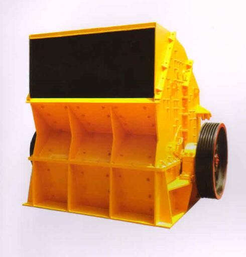 山東金寶山機械強擊式破碎機