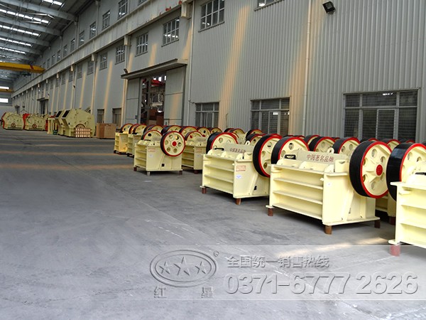 砂石廠一年收益高嗎？石子破碎機(jī)價(jià)格多少？WYL85