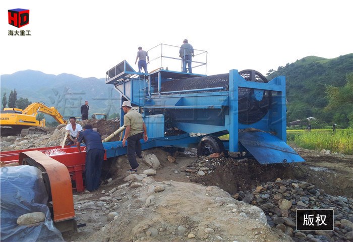 砂金礦 旱地采金機械生產(chǎn)廠家 南非移動式淘金車