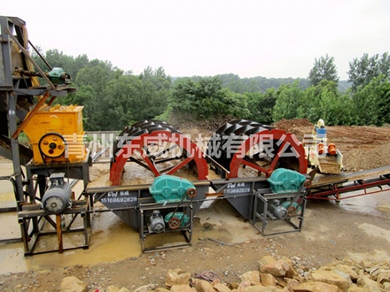 DW破碎洗沙機現(xiàn)場考察設(shè)計定做大大提高生產(chǎn)效率