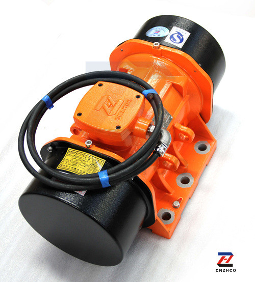 泥漿振動(dòng)篩電機(jī) 油汽開(kāi)采用防爆振動(dòng)電機(jī)