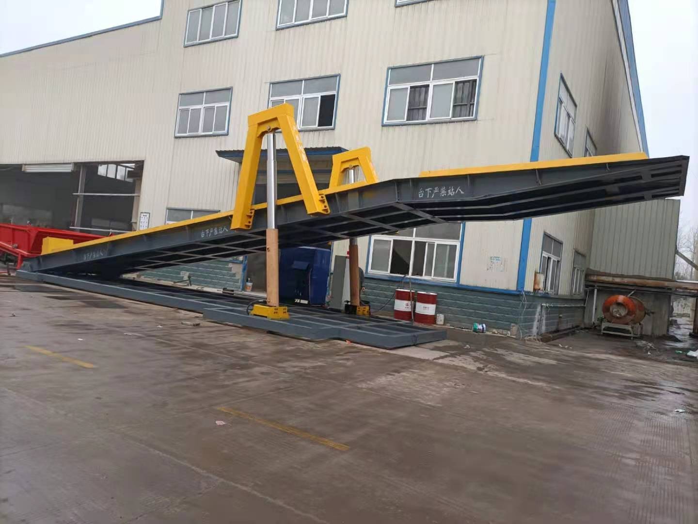 ZX-80固定式后翻液壓翻板卸車(chē)機(jī)