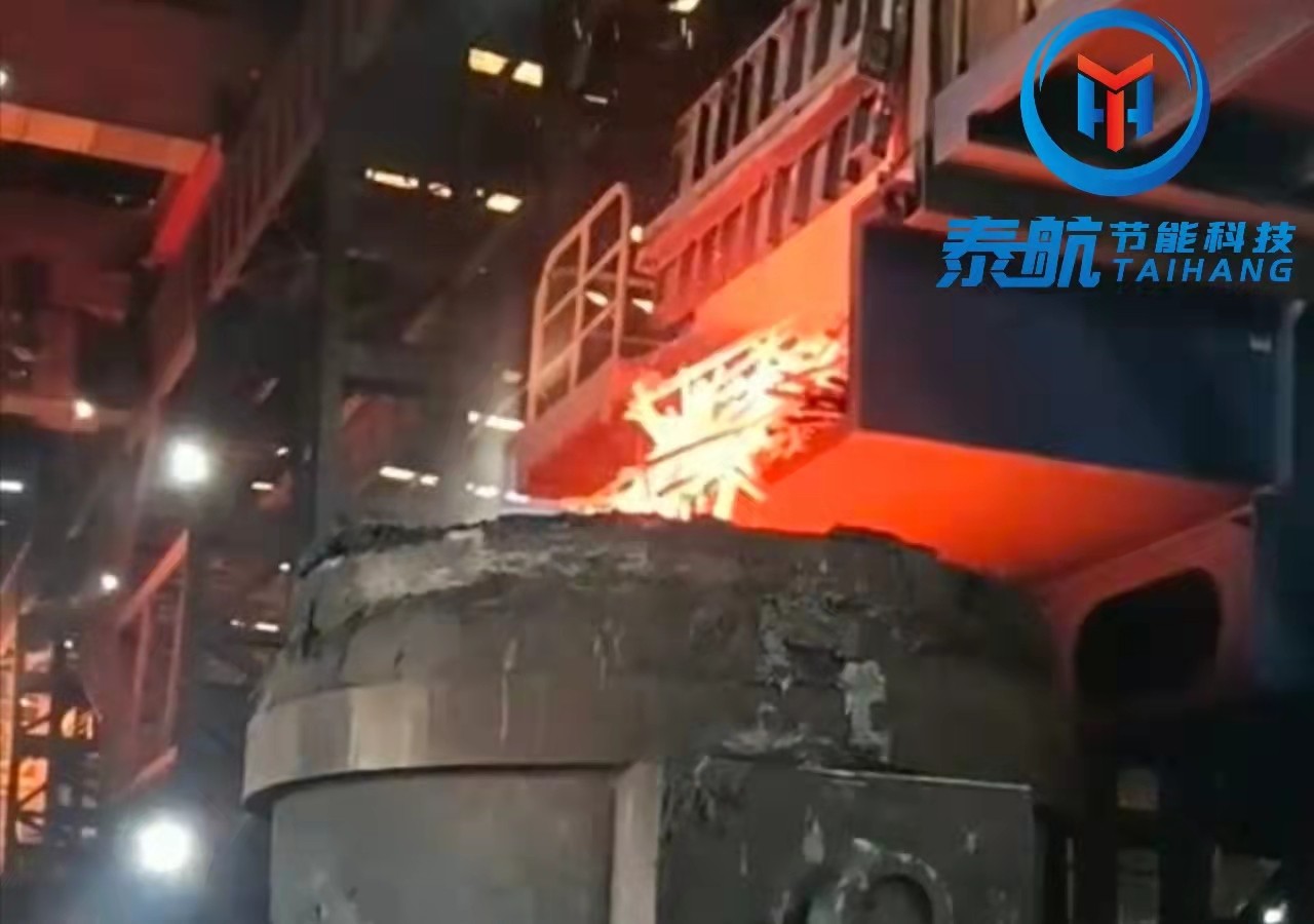 連續(xù)廢鋼預熱裝料電弧爐