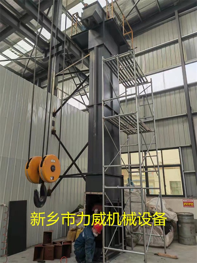 砂石垂直向上提升機板鏈行環(huán)鏈斗提機也適合