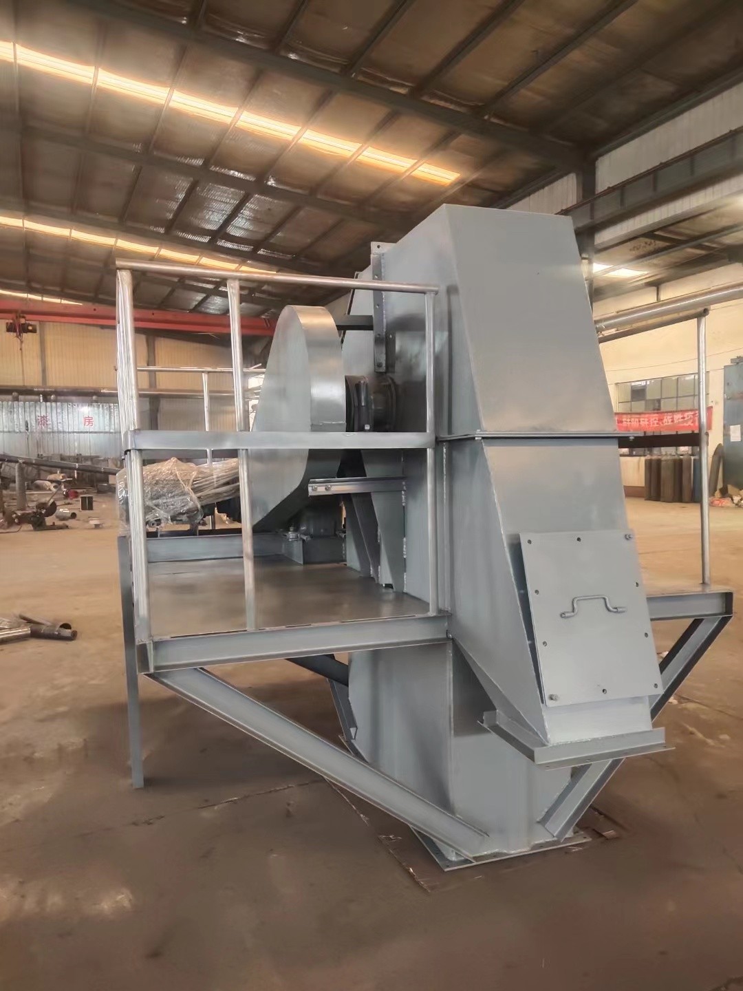 斗提機(jī)環(huán)鏈斗式提升機(jī)皮帶斗提機(jī)泊頭市裕恒環(huán)保