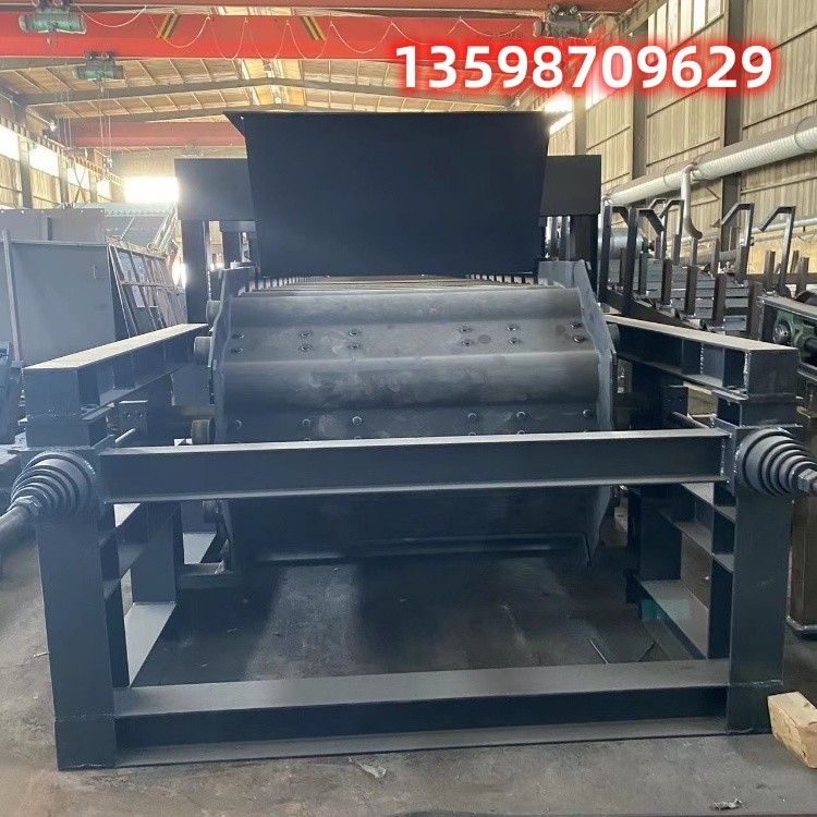 鱗板機(jī)鑄件用的鱗板輸送機(jī)板喂機(jī)配件