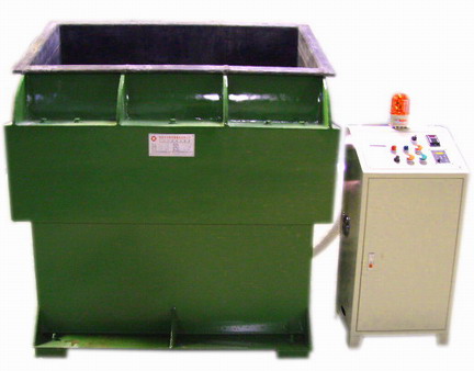 供應(yīng)高效率臥式振動研磨機(jī)