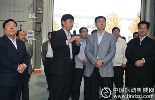 泰安市市長王云鵬到煤機集團調(diào)研指導(dǎo)工作