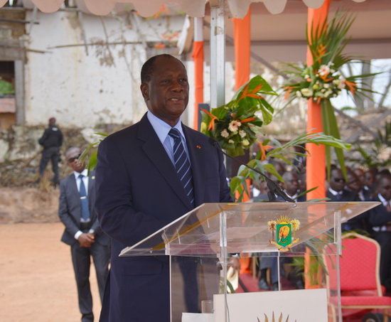 科特迪瓦最大水電站舉行奠基儀式