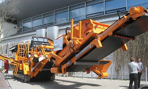 Rockster移動破碎站獨家專利雙套更換技術亮相bauma 2013