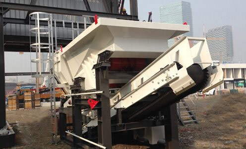 鐵拓機械上海寶馬展推出全國首創(chuàng)瀝青再生料破碎篩分設備