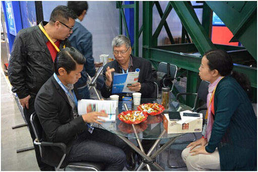 五疊層高頻振動(dòng)細(xì)篩及耐磨防堵精細(xì)聚氨酯篩網(wǎng)