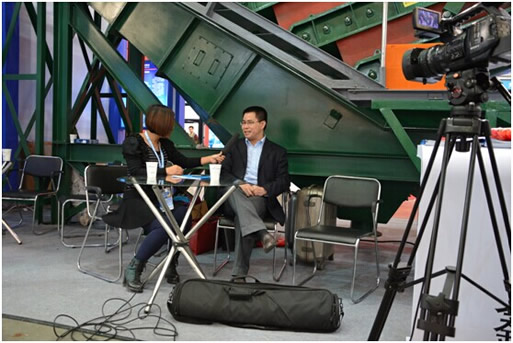 中國(guó)振動(dòng)機(jī)械網(wǎng)媒體記者對(duì)鑫鷹科技總經(jīng)理進(jìn)行專題視頻訪談報(bào)道