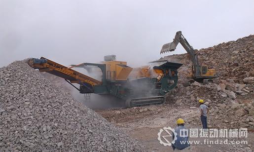 冀東裝備RCI140.160型履帶式大型移動破碎機(jī)