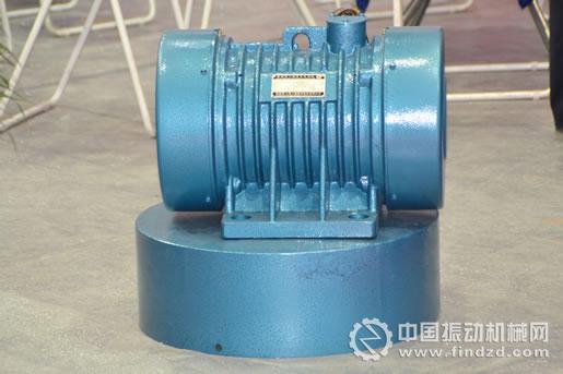 上海上振振動電機在振動機械展展出的振動電機產(chǎn)品