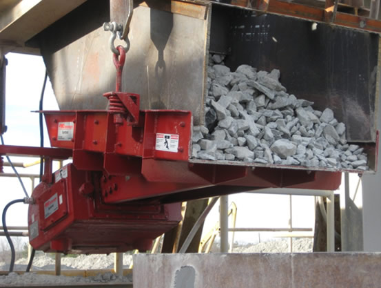 Syntron&reg;(晟創(chuàng))電磁式雙質(zhì)體給料機(jī)