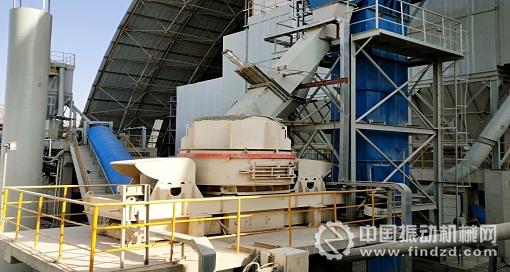 圖三 VS1500R立軸破碎機