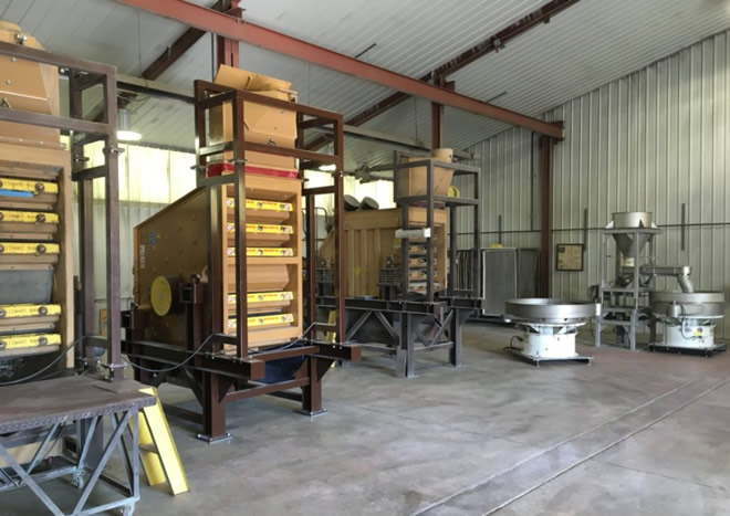 Midwestern Industries擁有篩分行業(yè)最先進的測試設備