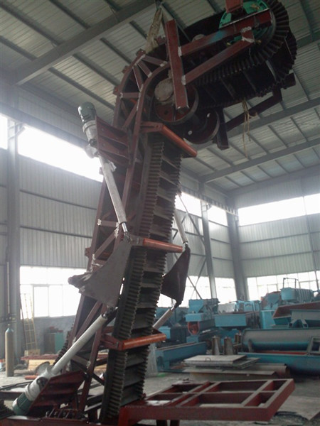 帶式輸送機(jī)23 帶式輸送機(jī)23