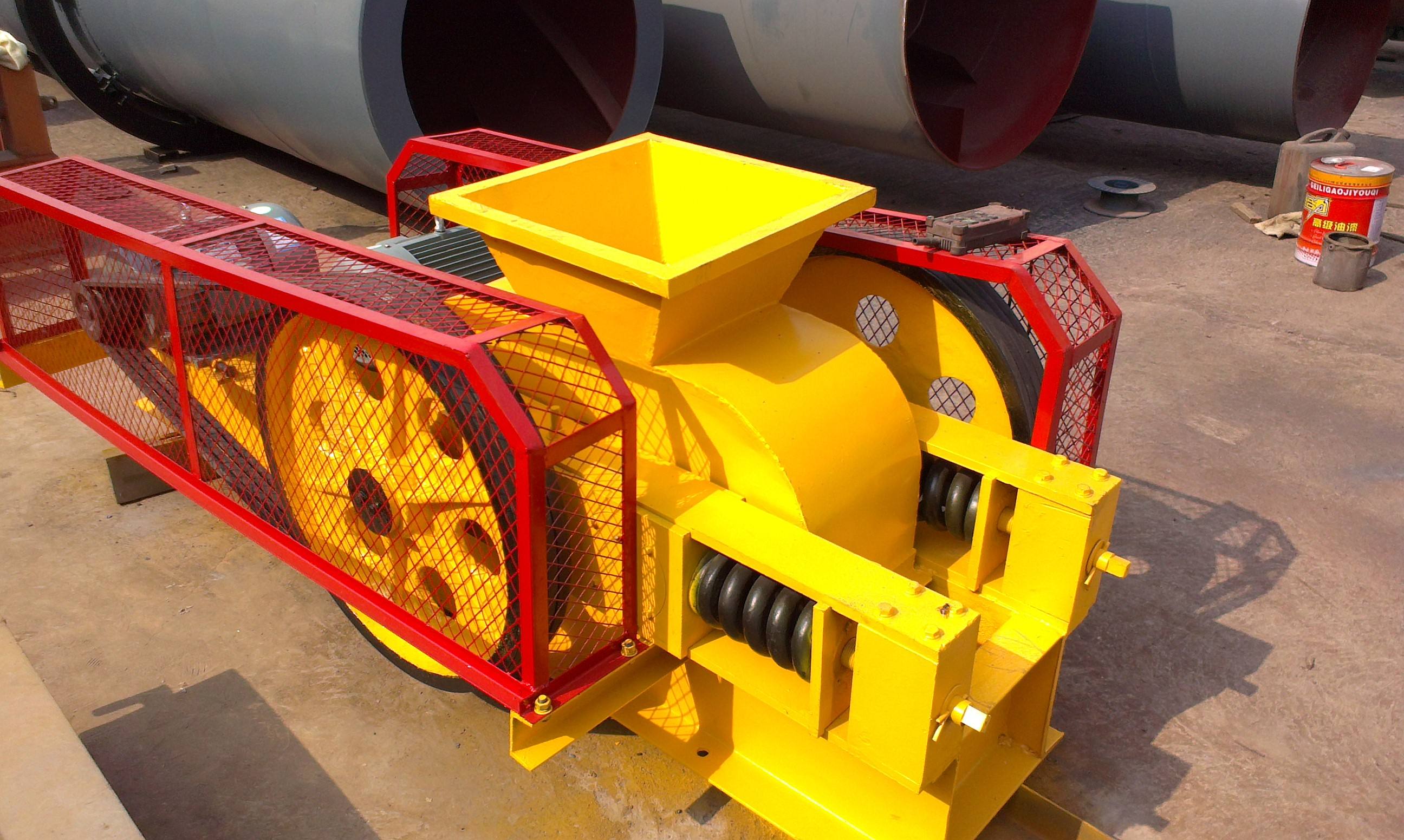 對輥破碎機(jī) 對輥破碎機(jī)