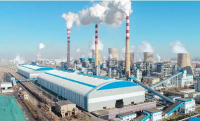 位于山東省德州市的華能德州電廠對現(xiàn)有火電機組進(jìn)行改造提升，取得了明顯成效。如今，該電廠每年可節(jié)煤超4萬噸。華能德州電廠供圖